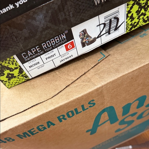 Cape Robbin Multicolor Camouflage Lace-Up Boots - Picture 4 of 4